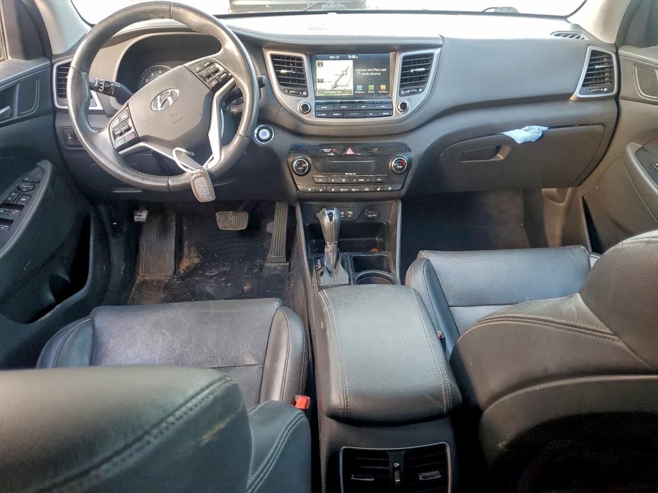 2018 Hyundai Tucson Value VIN: KM8J33A22JU611568 Lot: 93892215