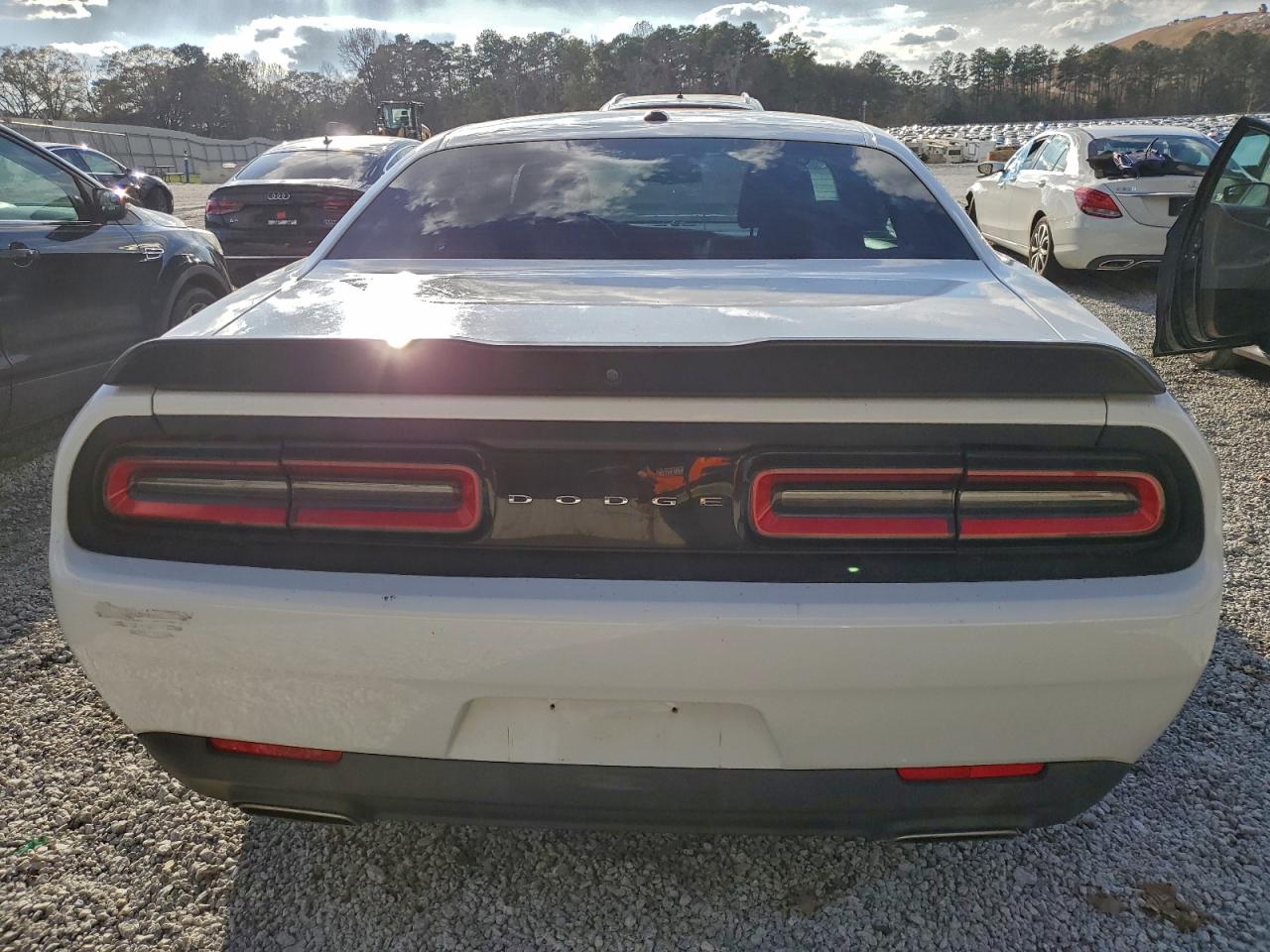 2016 Dodge Challenger Sxt VIN: 2C3CDZAG7GH301098 Lot: 93699595
