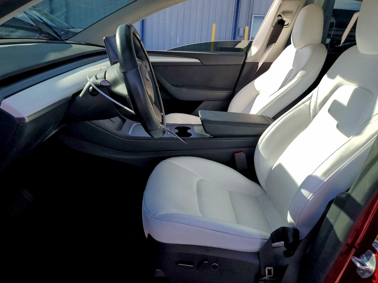 2024 Tesla Model Y VIN: 7SAYGDED6RF090709 Lot: 94753605