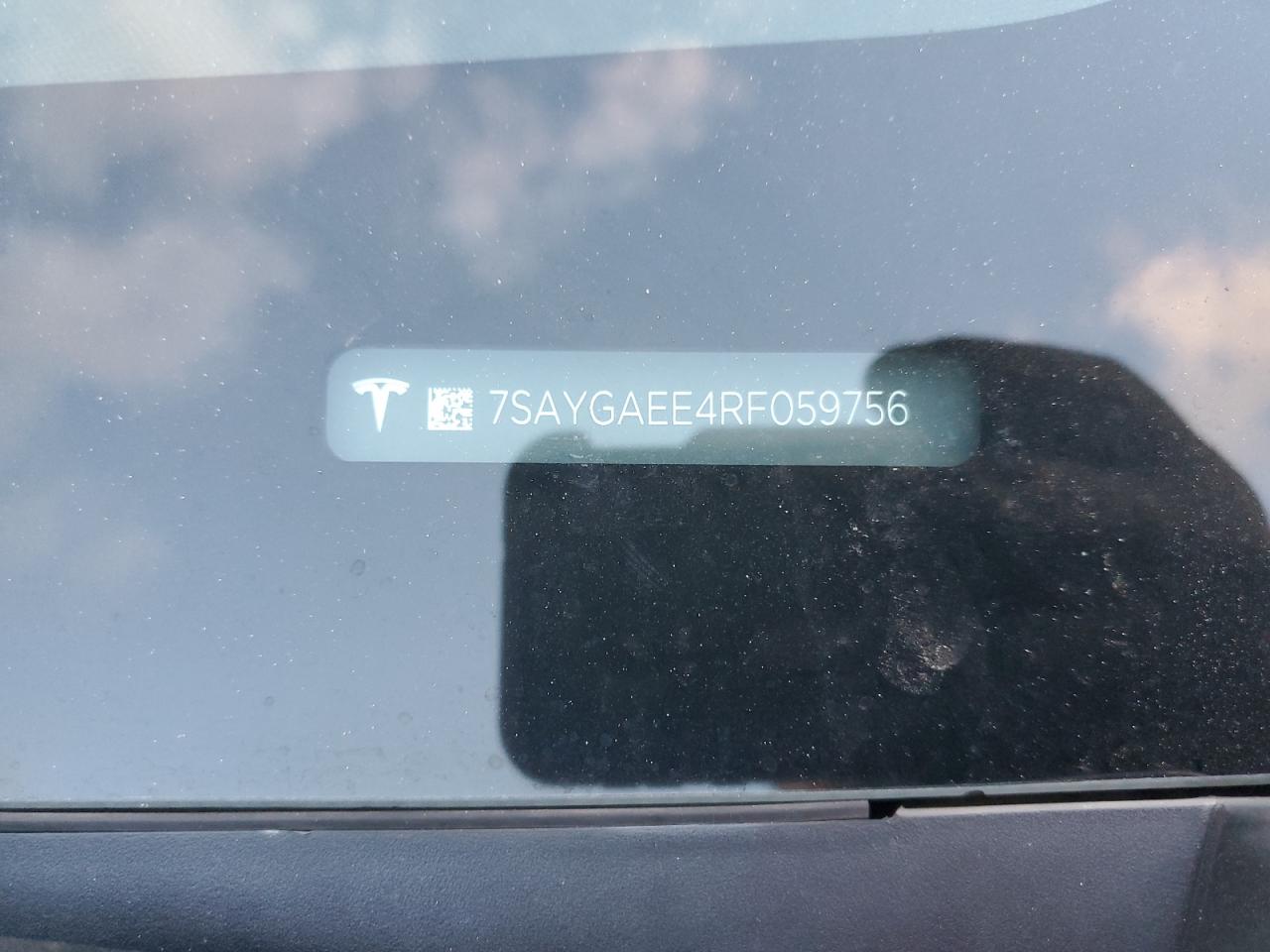 2024 Tesla Model Y VIN: 7SAYGAEE4RF059756 Lot: 93072025