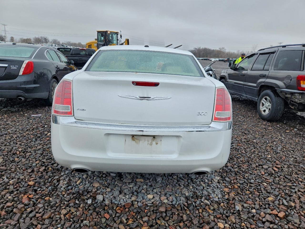 2013 Chrysler 300 VIN: 2C3CCARG3DH685577 Lot: 93418115