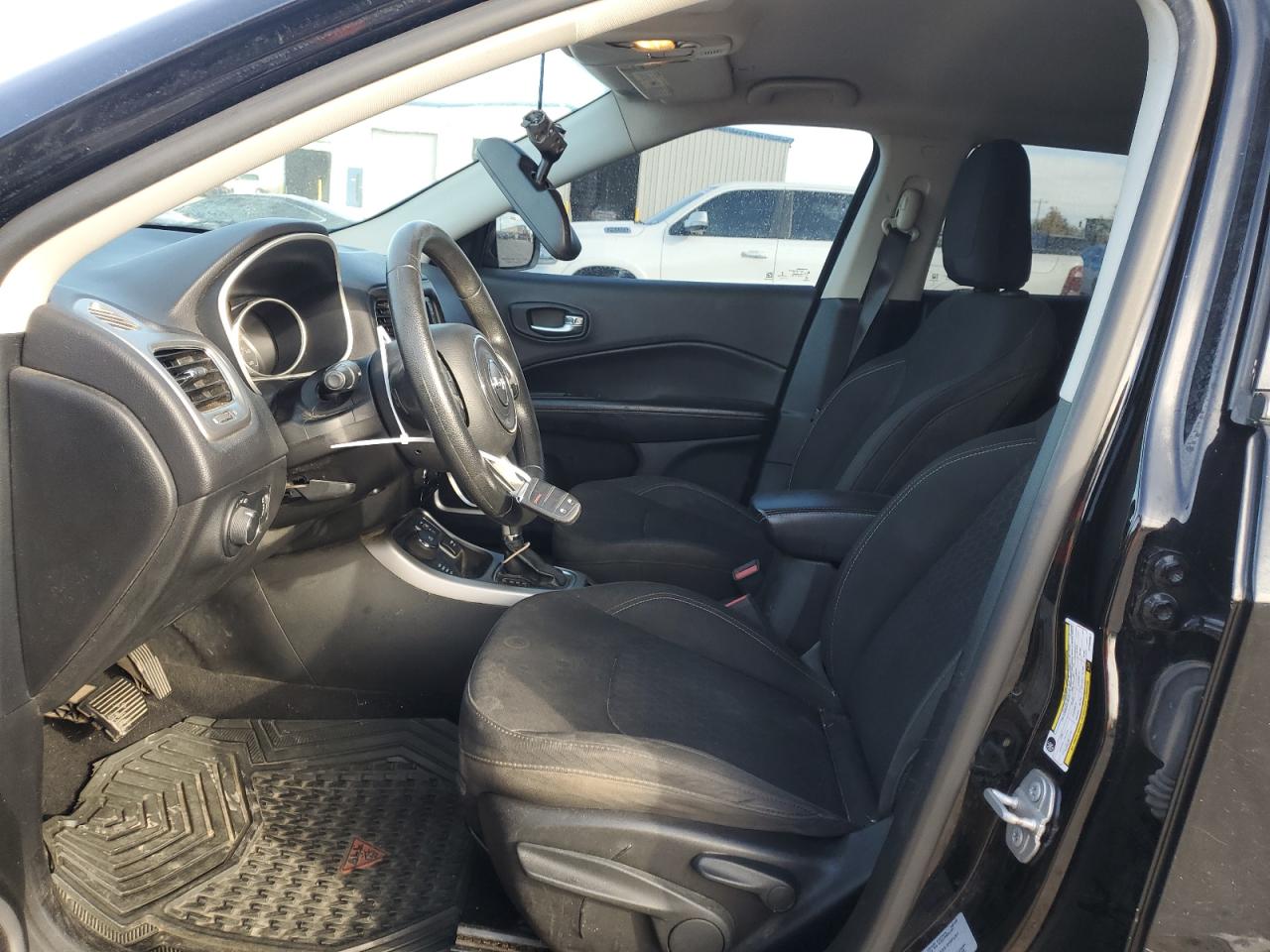 2017 Jeep Compass Sport VIN: 3C4NJDAB4HT656081 Lot: 93412725