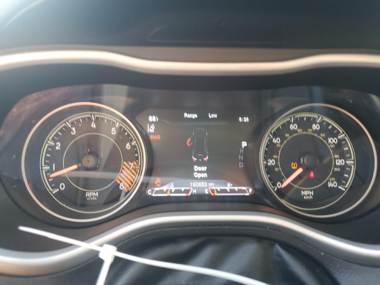 2014 Jeep Cherokee Limited VIN: 1C4PJLDSXEW154017 Lot: 90487495