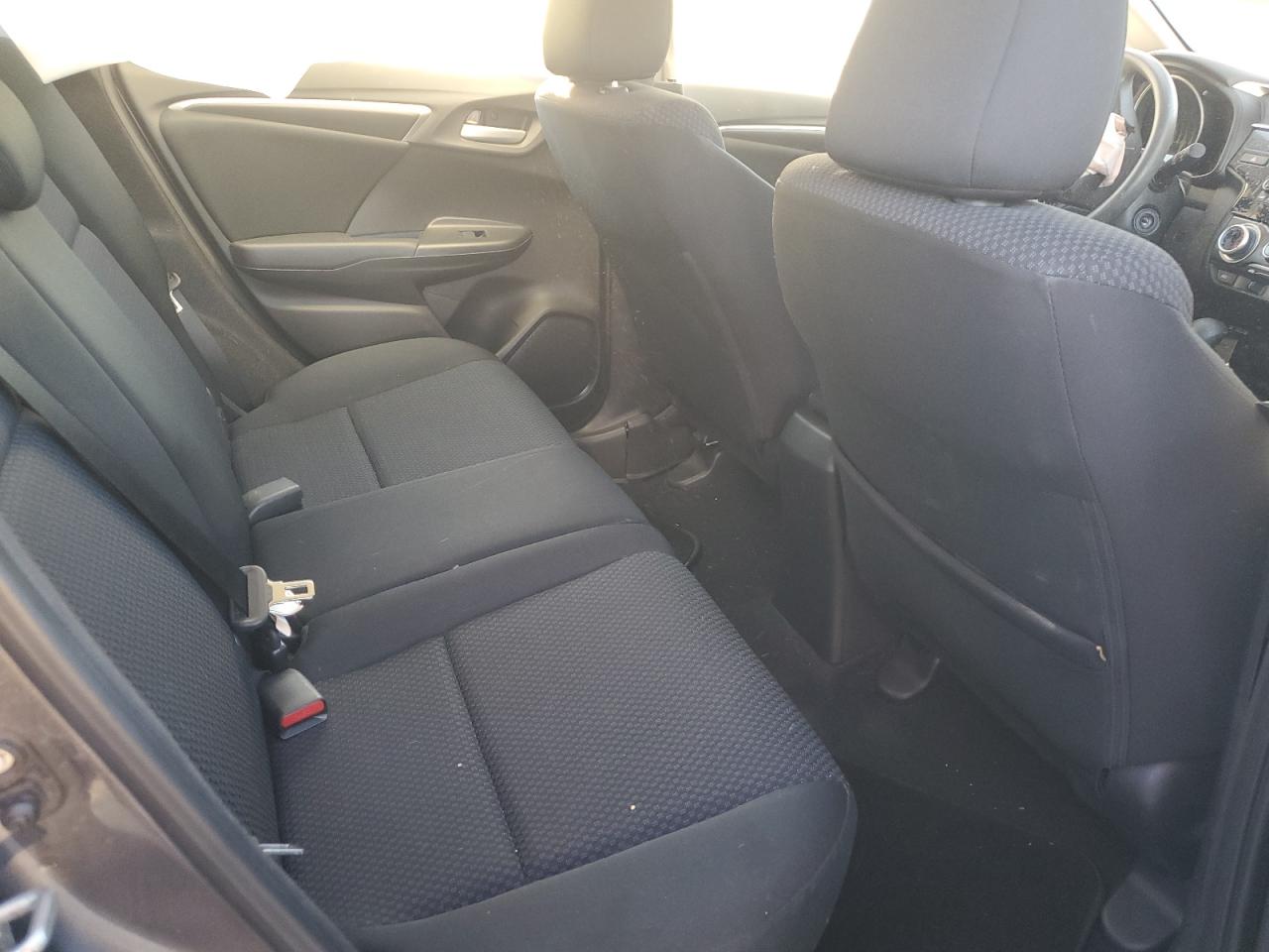 2018 Honda Fit Lx VIN: 3HGGK5H55JM719976 Lot: 92859305