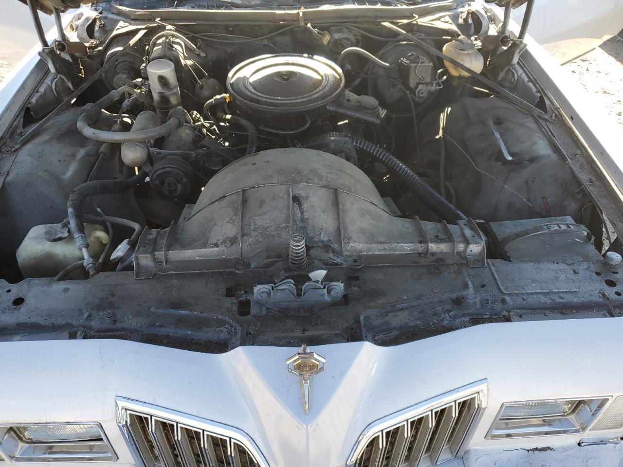 1977 Pontiac Gprix Gt VIN: 2K57Y7A229097 Lot: 91451895