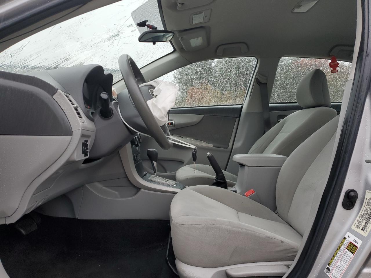 2010 Toyota Corolla Base VIN: 1NXBU4EE8AZ343637 Lot: 92098545