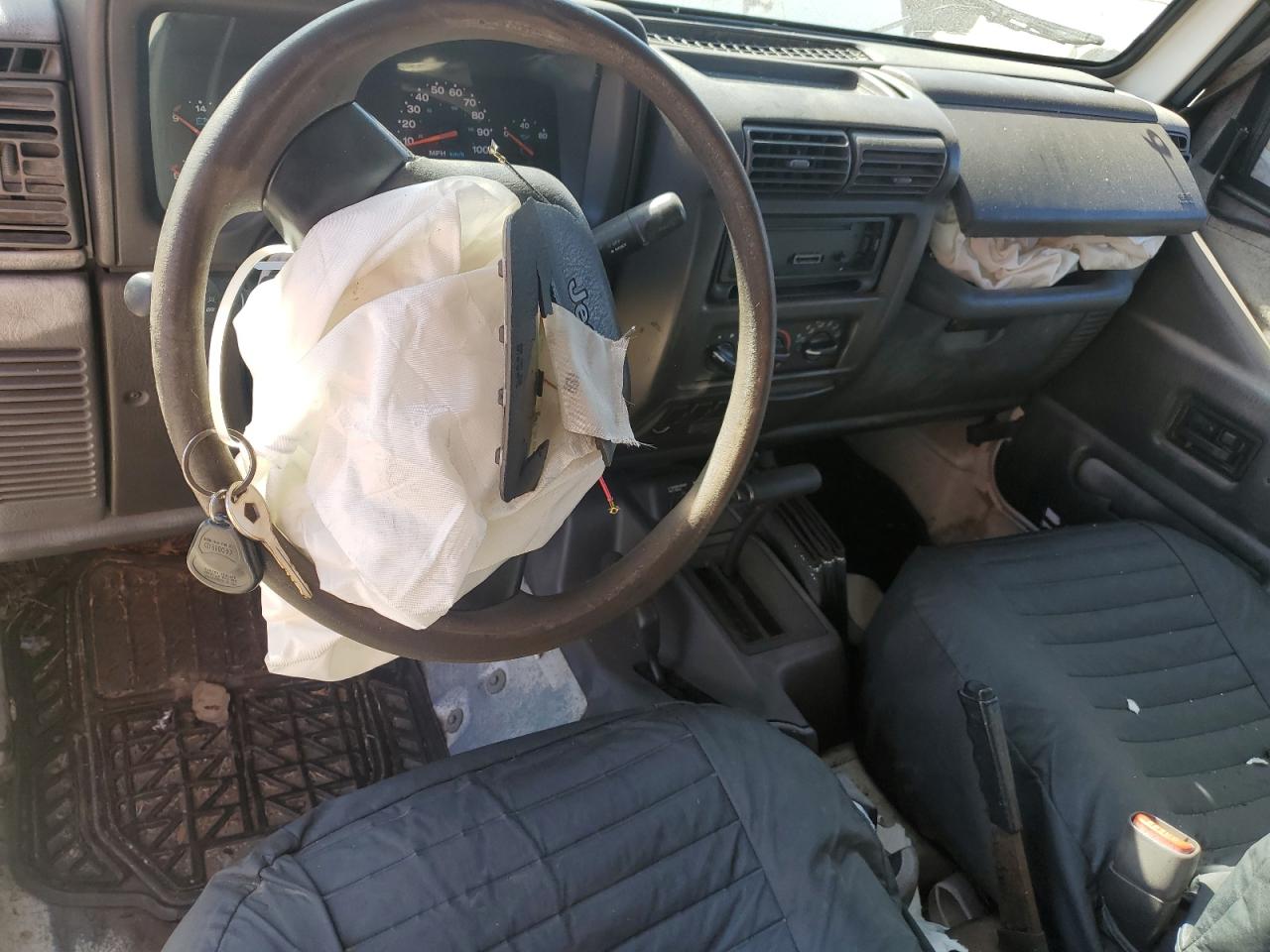 2002 Jeep Wrangler / Tj Se VIN: 1J4FA29P62P740112 Lot: 92869865