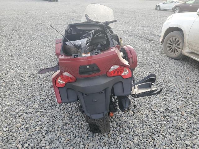 2015 CAN-AM SPYDER ROADSTER RT  