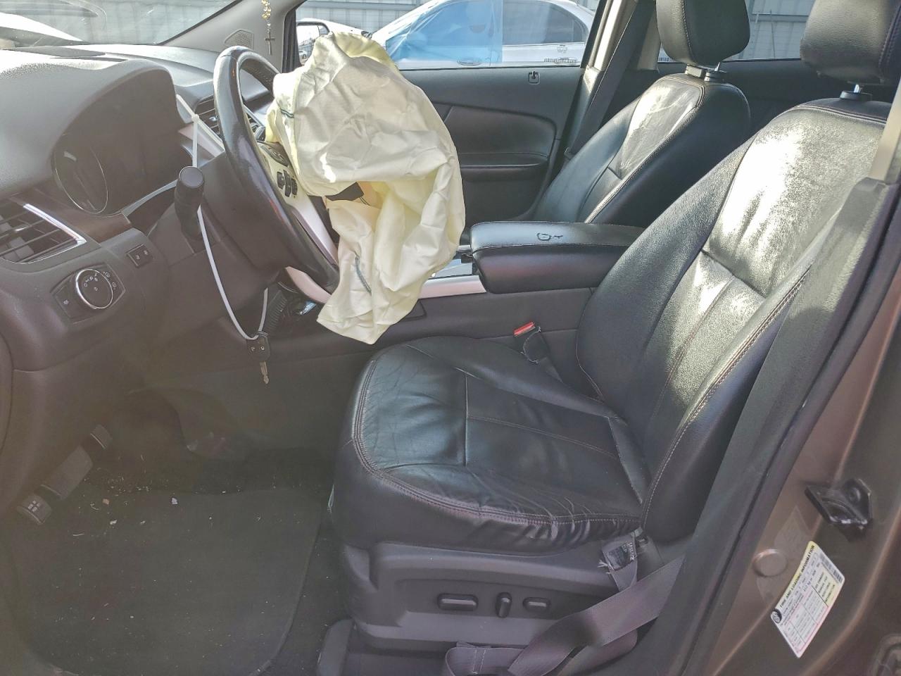 2013 Ford Edge Limit VIN: A26302 Lot: 95314995