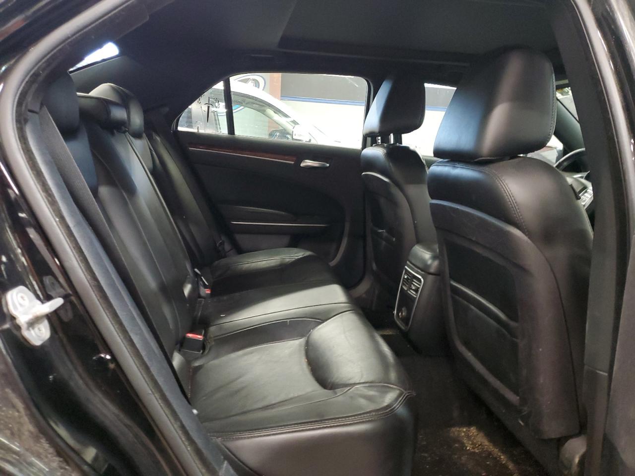 2013 Chrysler 300 VIN: 2C3CCARG6DH568589 Lot: 93738085