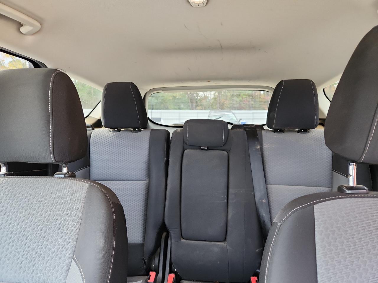 2017 Ford Escape Se VIN: 1FMCU0GDXHUB38977 Lot: 92175665