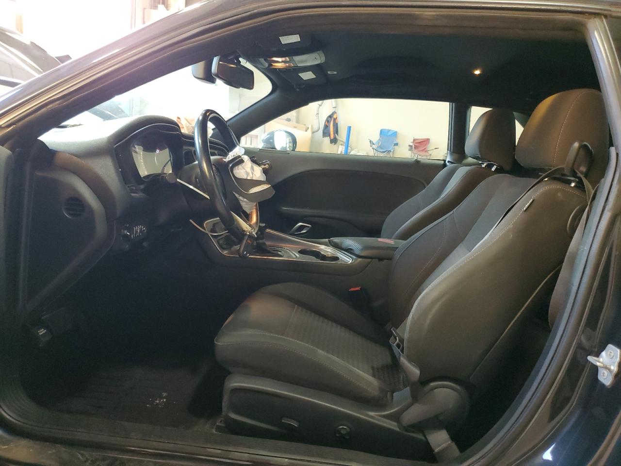 2017 Dodge Challenger R/T VIN: 2C3CDZBT0HH580651 Lot: 92827485