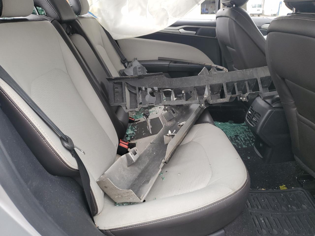 2019 Ford Fusion Se VIN: 3FA6P0HD9KR275372 Lot: 93276225