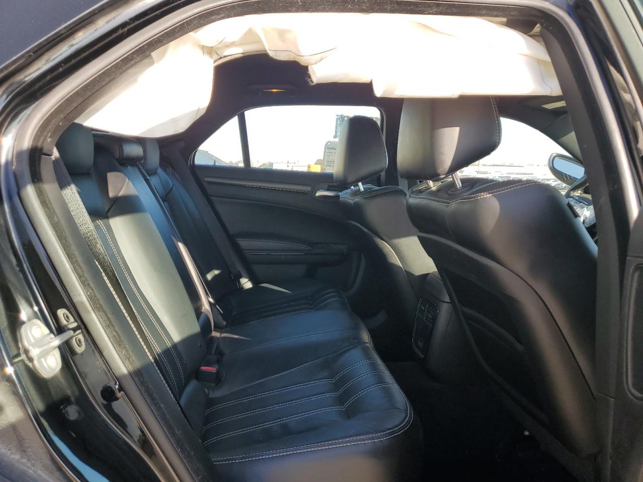 2016 Chrysler 300 S VIN: 2C3CCAGG7GH157273 Lot: 91493435