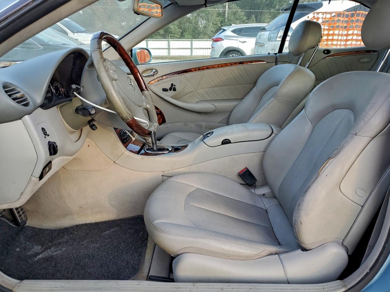 2004 Mercedes-Benz Clk 320 VIN: WDBTK65G04T027198 Lot: 91562185