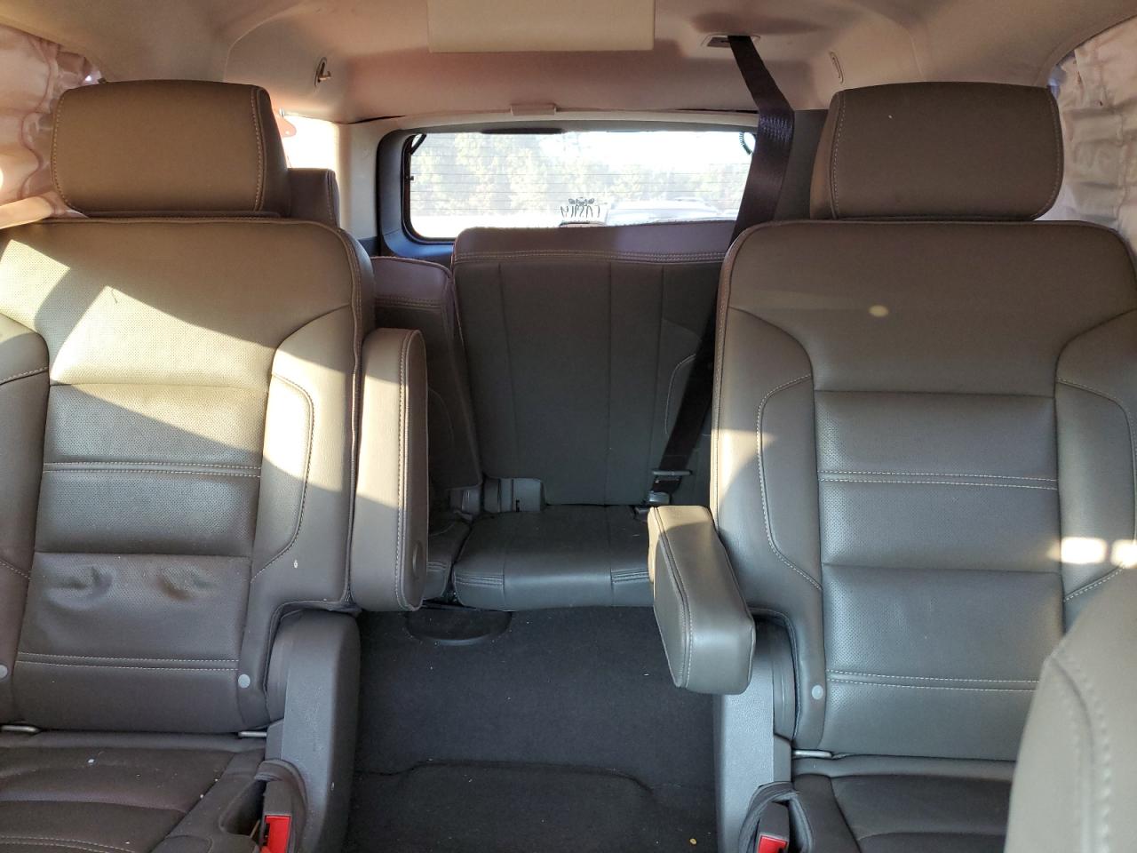 2018 GMC Yukon Xl Denali VIN: 1GKS1HKJ5JR221315 Lot: 93056815