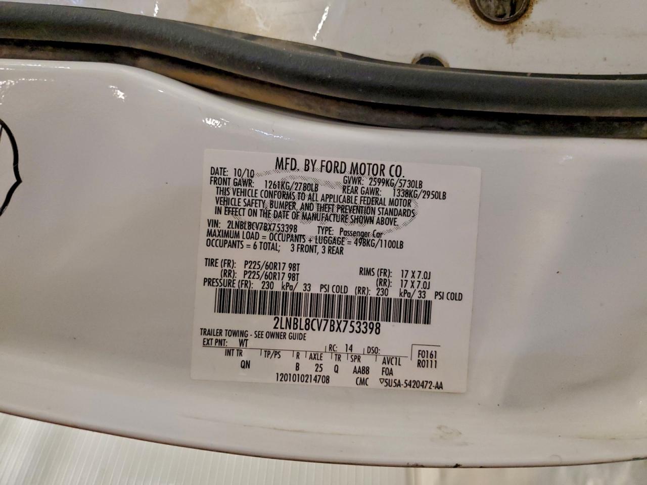 2011 Lincoln Town Car Signature Limited VIN: 2LNBL8CV7BX753398 Lot: 94252055