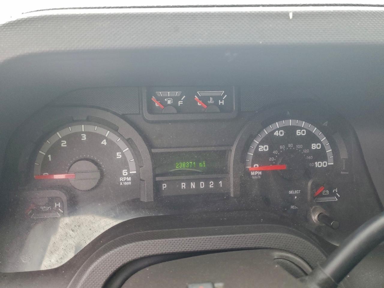 2011 Ford Econoline E250 Van VIN: 1FTNE2EL6BDA39886 Lot: 94085435