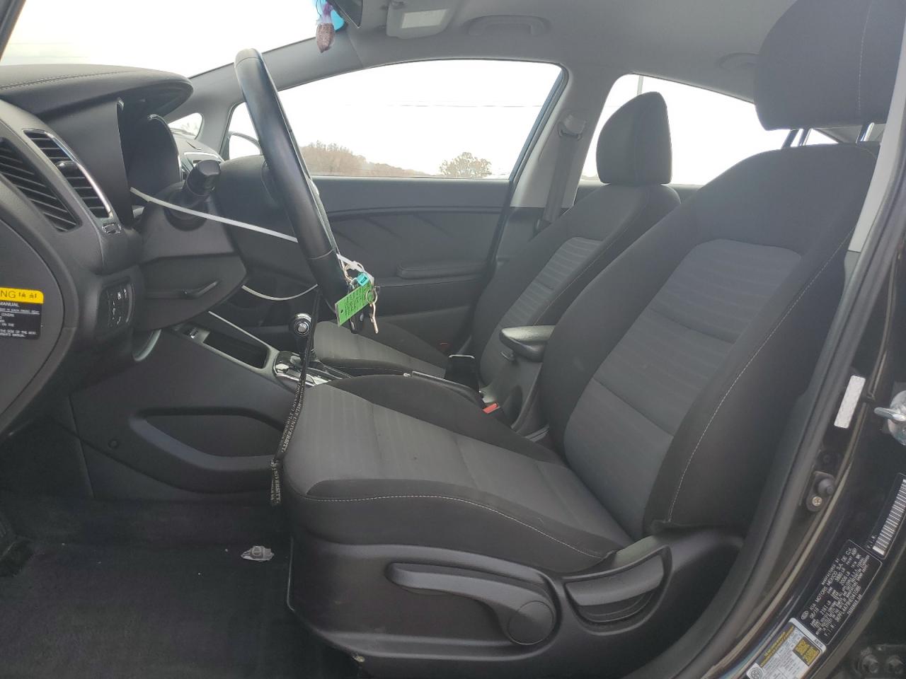 2017 Kia Forte Lx VIN: 3KPFL4A79HE041086 Lot: 92721235