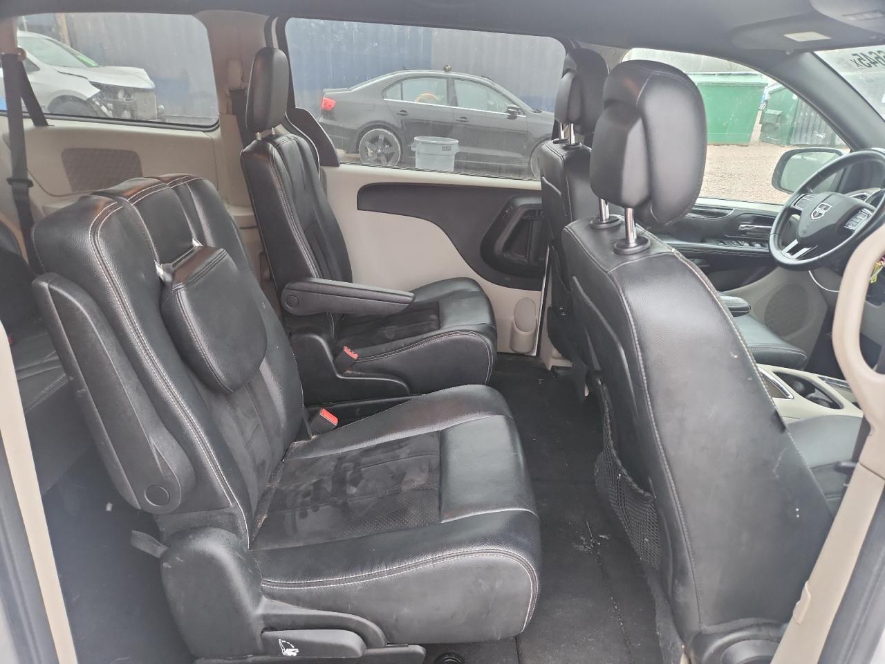 2017 Dodge Grand Caravan Sxt VIN: 2C4RDGCG2HR827433 Lot: 92256645