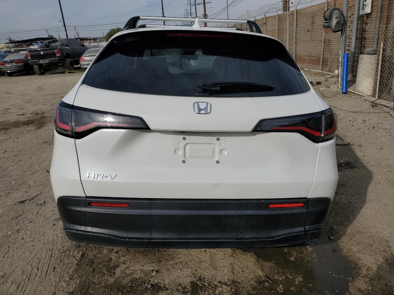 2024 Honda Hr-V Lx VIN: 3CZRZ2H3XRM700779 Lot: 92613355