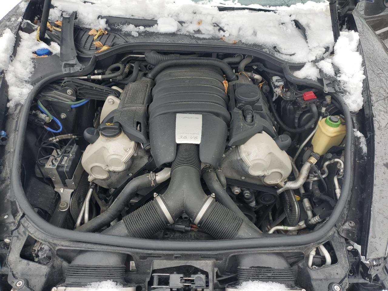 2016 Porsche Panamera 2 VIN: WP0AA2A73GL003752 Lot: 91240115