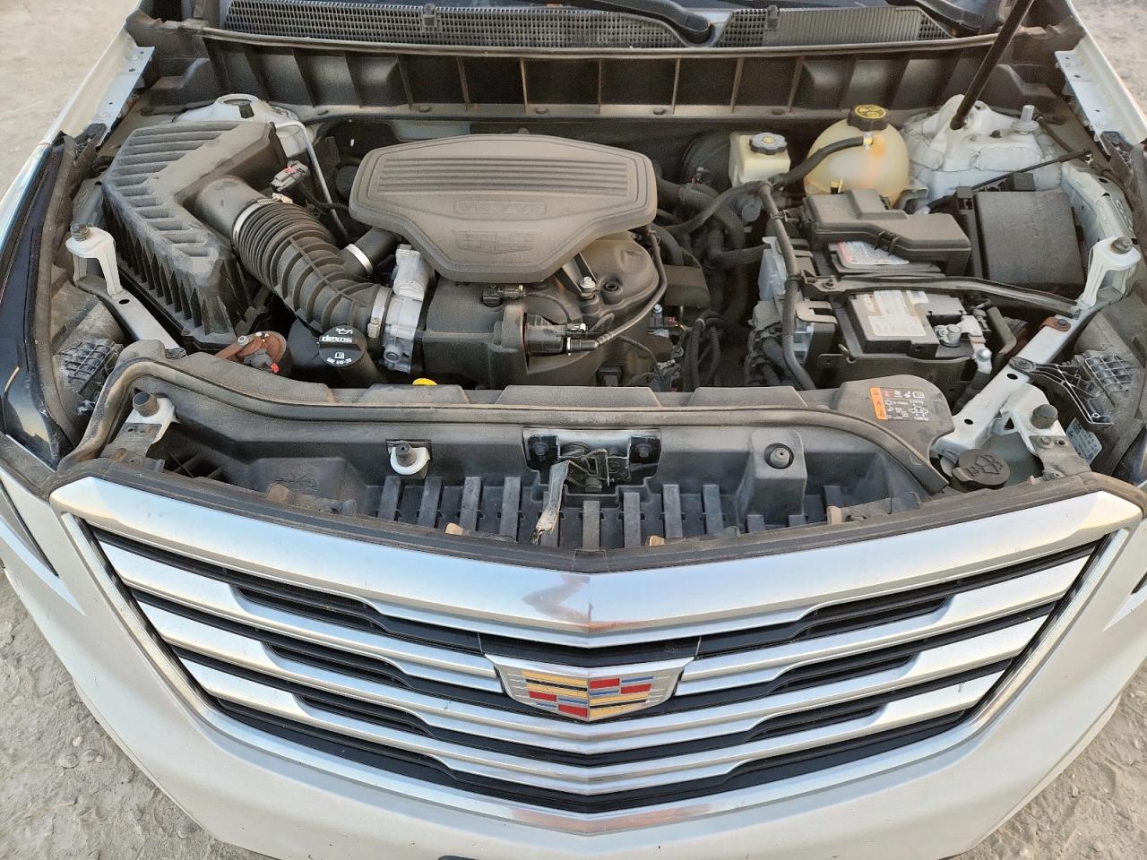 2017 Cadillac Xt5 Premium Luxury VIN: 1GYKNCRS2HZ128774 Lot: 92229415