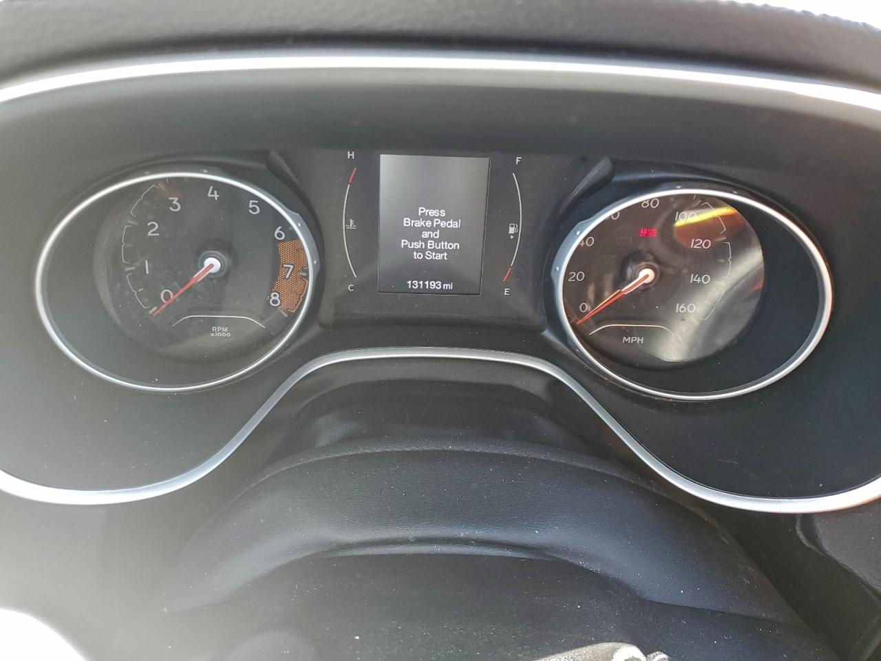 2018 Jeep Compass Sport VIN: 3C4NJCAB2JT151673 Lot: 94375365