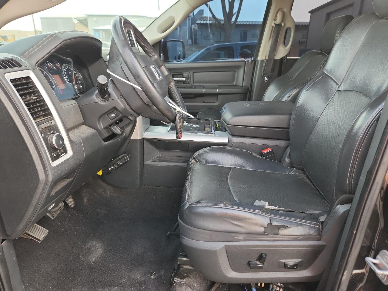 2009 Dodge Ram 1500 VIN: 1D3HB13T09S710811 Lot: 92872625