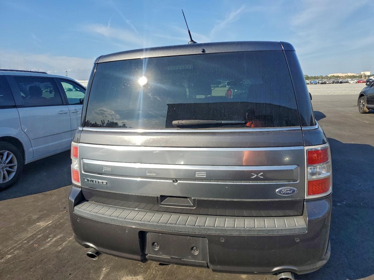 2018 Ford Flex Limited VIN: 2FMGK5D89JBA05103 Lot: 94147245