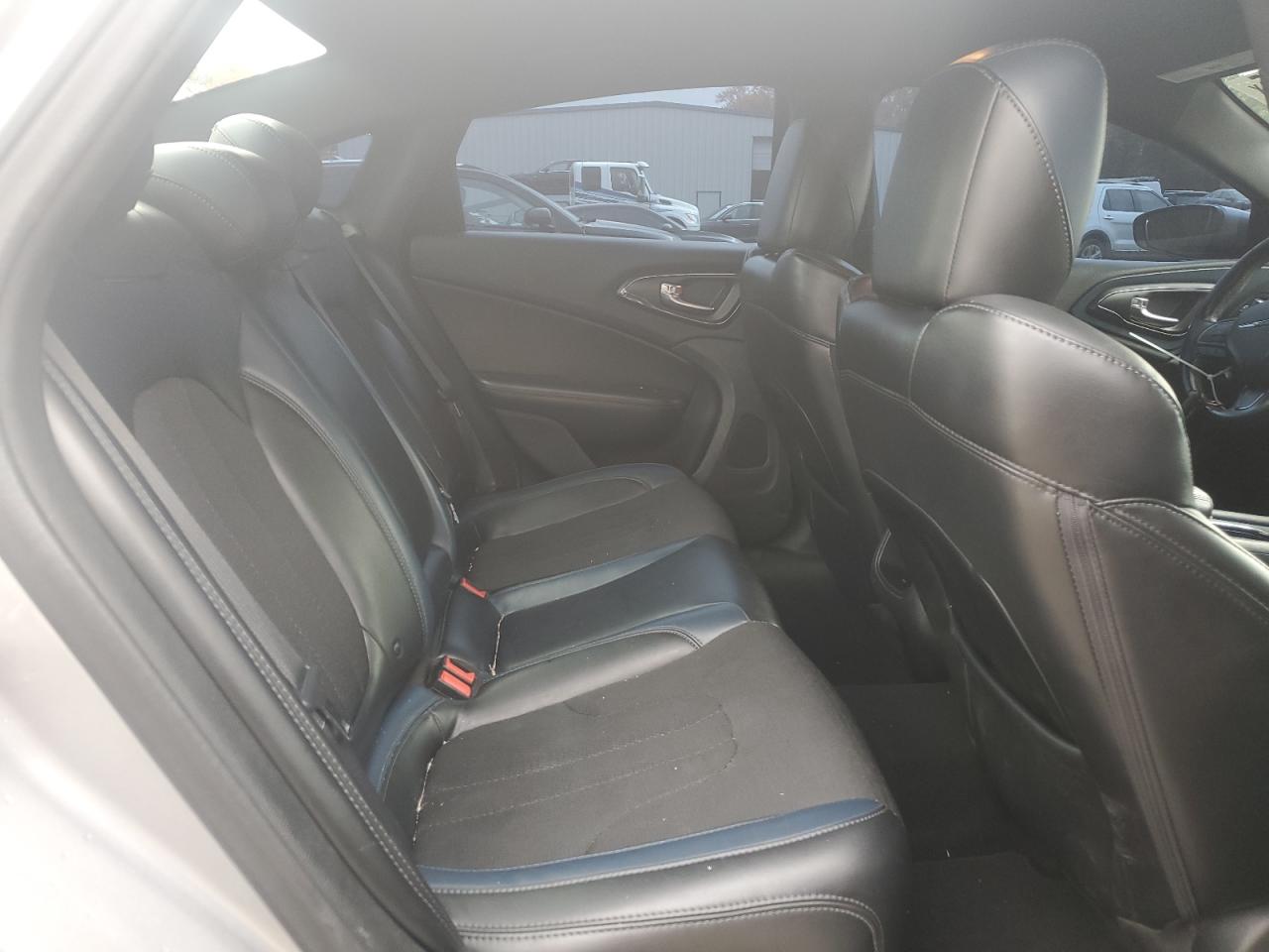 2015 Chrysler 200 S VIN: 1C3CCCBB6FN591410 Lot: 90530545