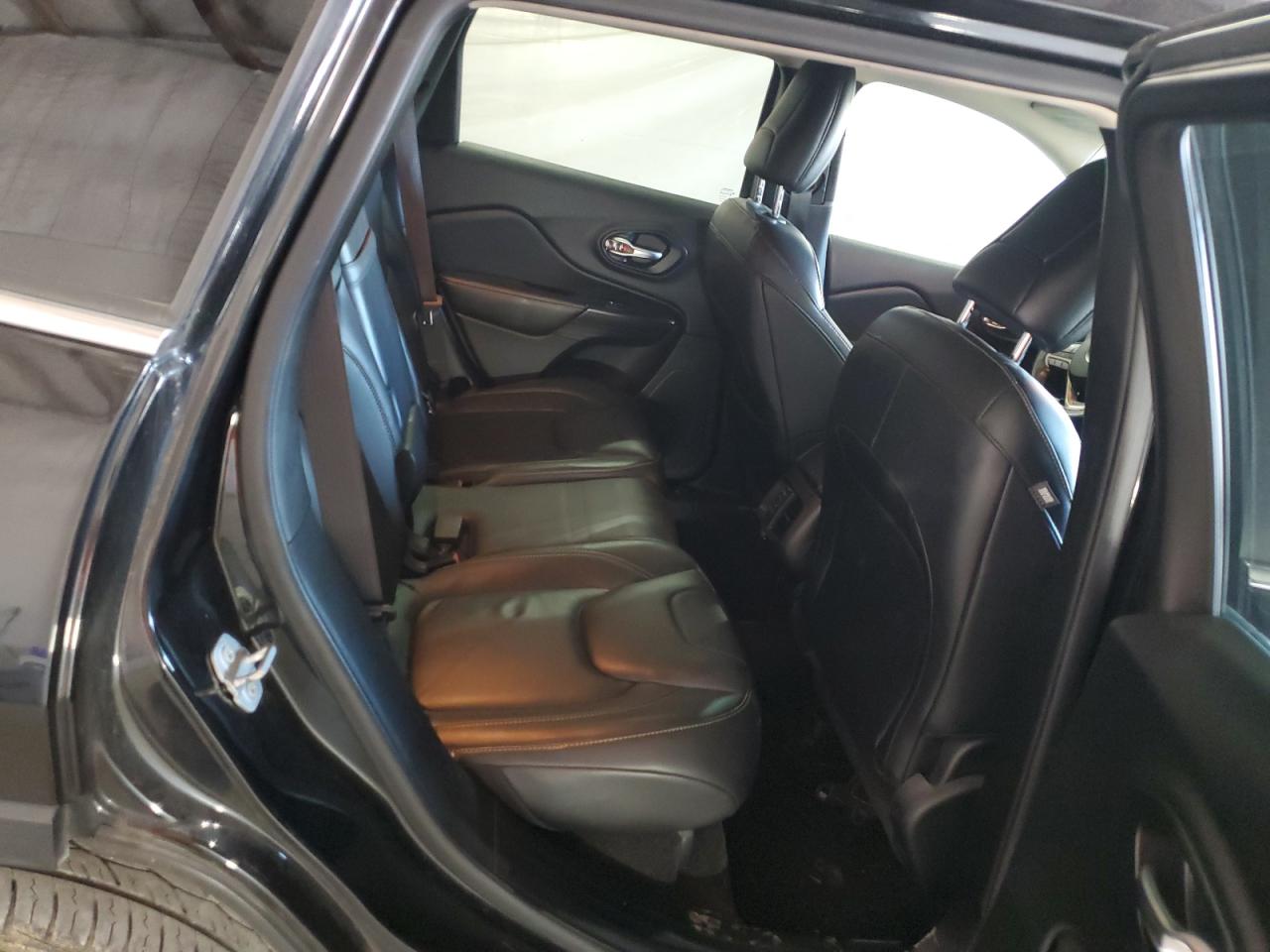 2016 Jeep Cherokee Limited VIN: 1C4PJMDS0GW101870 Lot: 92996665