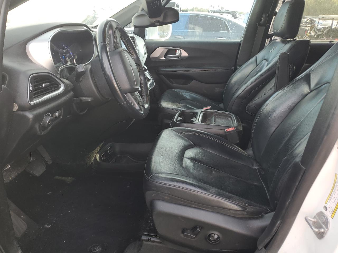 2018 Chrysler Pacifica Touring L VIN: 2C4RC1BG6JR226856 Lot: 92536145