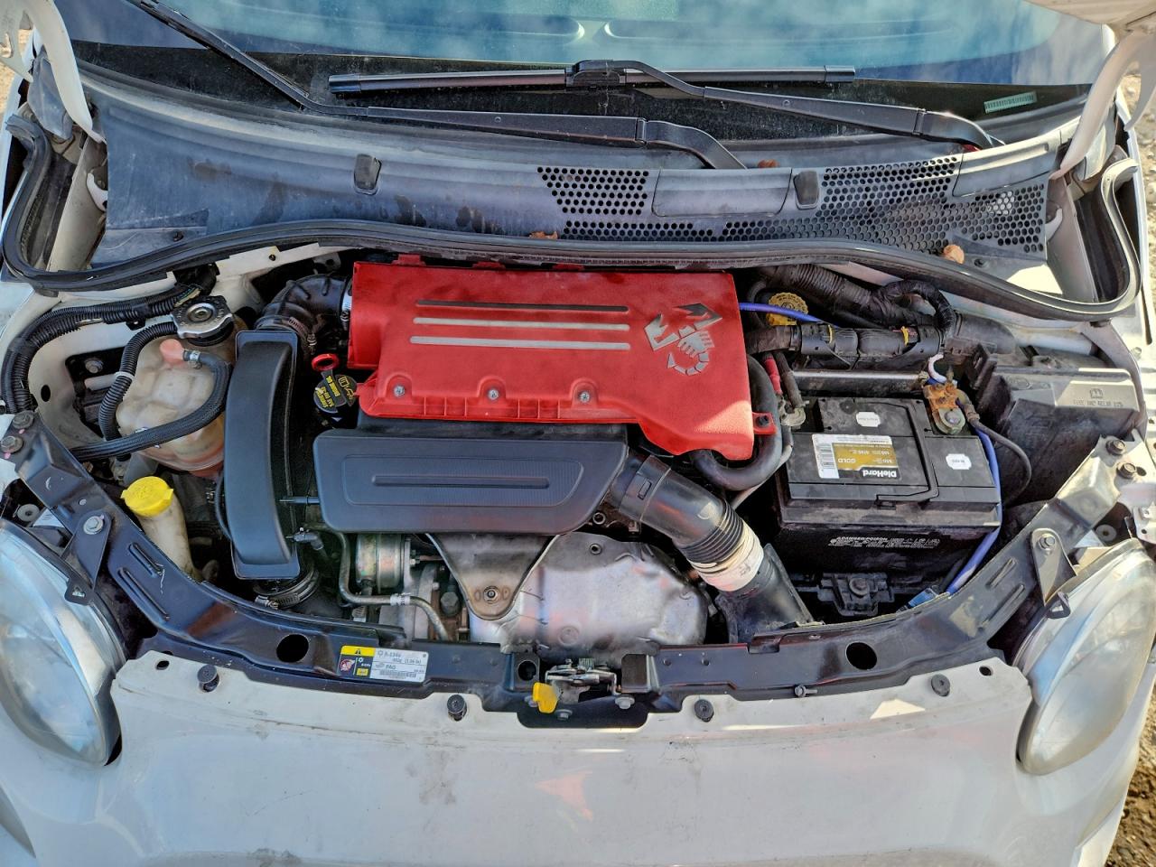 2013 Fiat 500 Abarth VIN: 3C3CFFFH0DT688817 Lot: 94554855