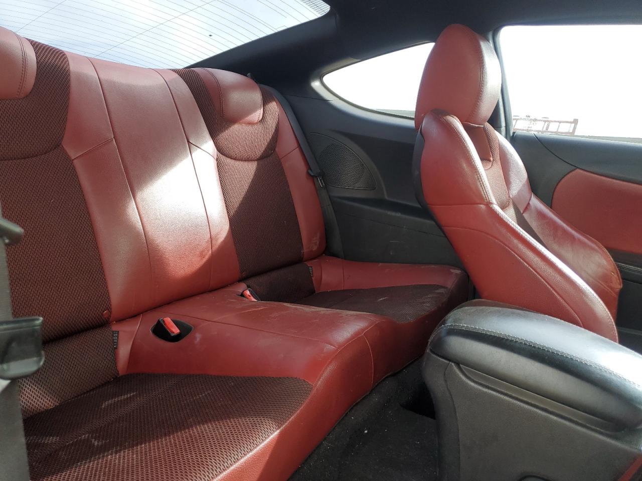 2013 Hyundai Genesis Coupe 2.0T VIN: KMHHT6KD5DU098773 Lot: 92204205