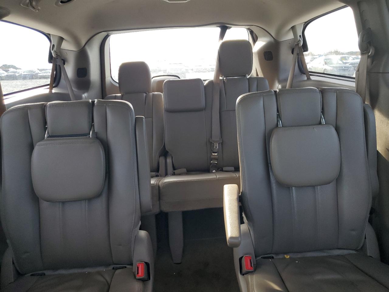 2016 Chrysler Town & Country Touring VIN: 2C4RC1BG0GR296183 Lot: 93062615