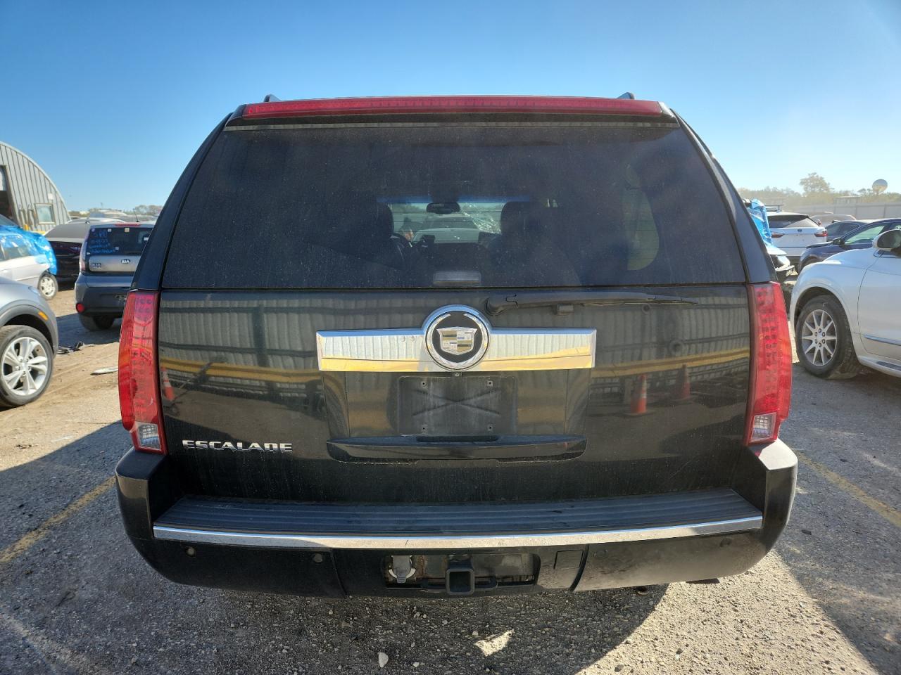 2007 Cadillac Escalade Luxury VIN: 1GYFK63897R127855 Lot: 91122385