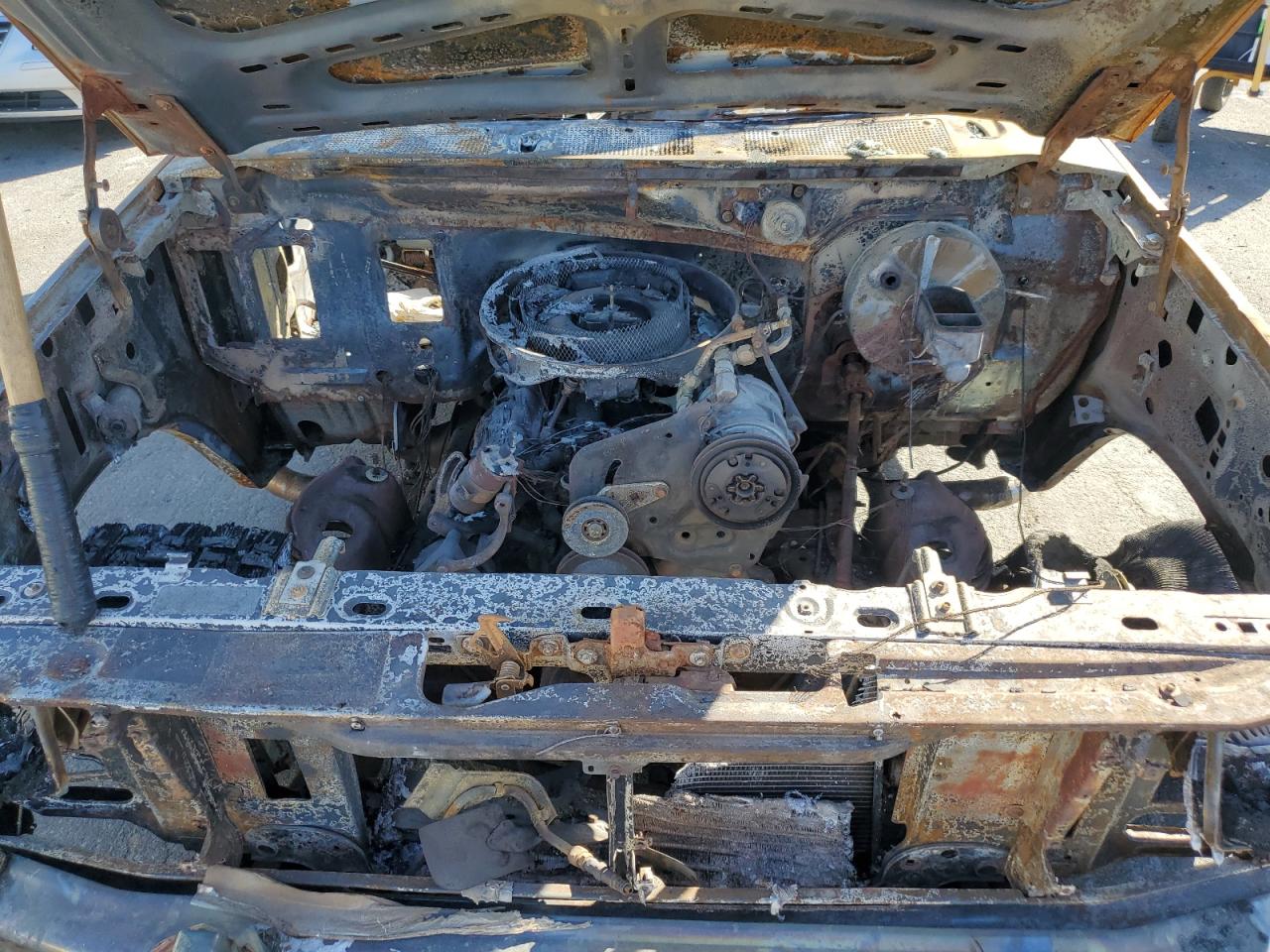 1984 Ford Bronco U100 VIN: 1FMDU15F9ELA55864 Lot: 92121875