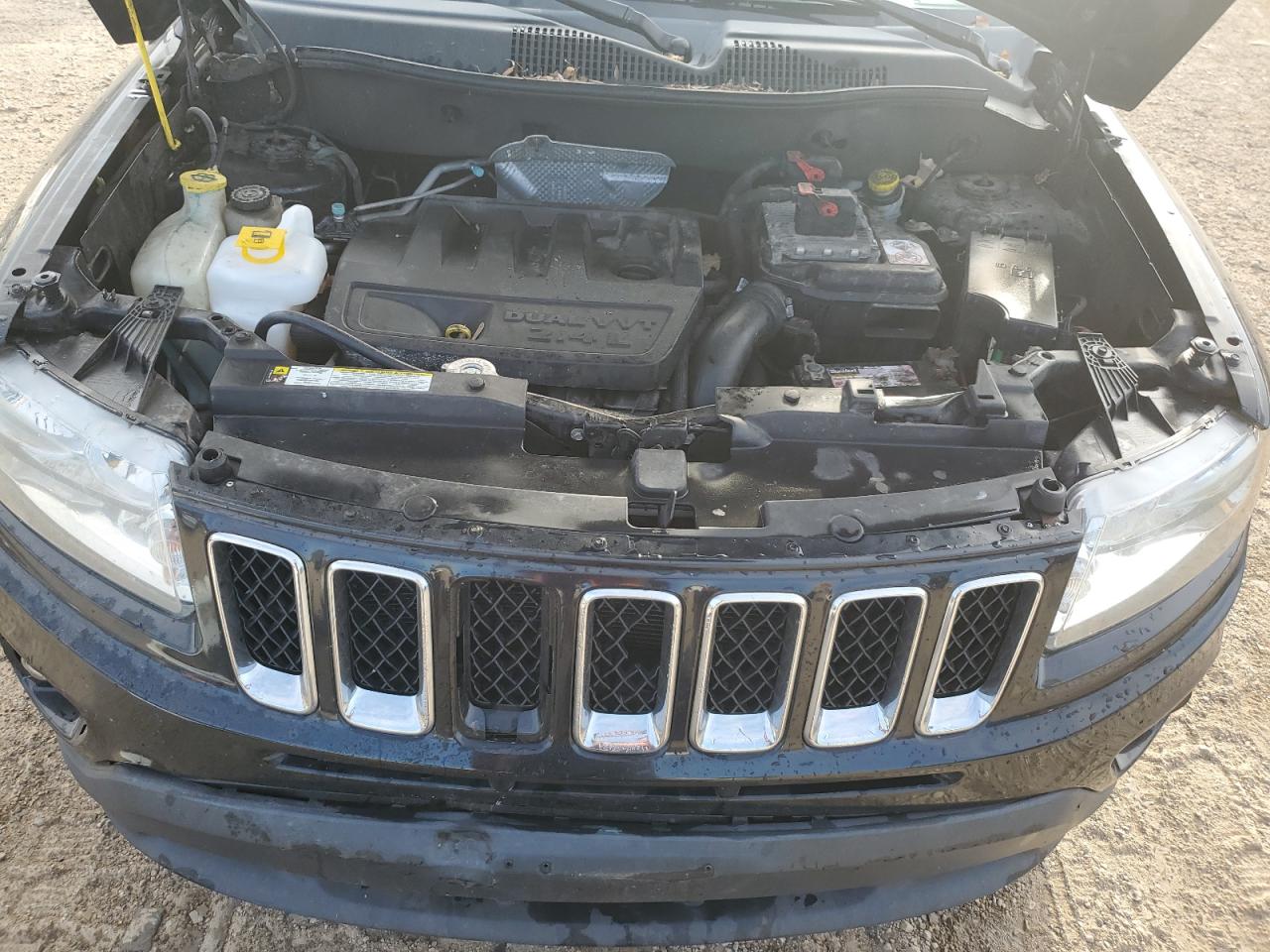 2011 Jeep Compass Sport VIN: 1J4NT1FB5BD208392 Lot: 90404755