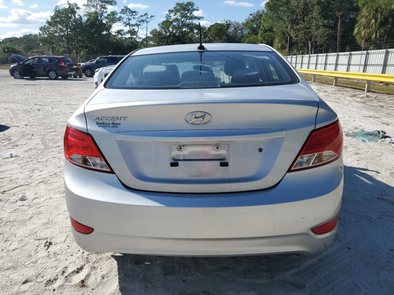 2015 Hyundai Accent Gls VIN: KMHCT4AE1FU922179 Lot: 93547635