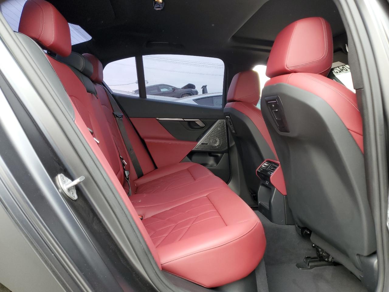 2024 BMW I5 Edrive 40 VIN: WBY33FK02RCS01042 Lot: 92476425