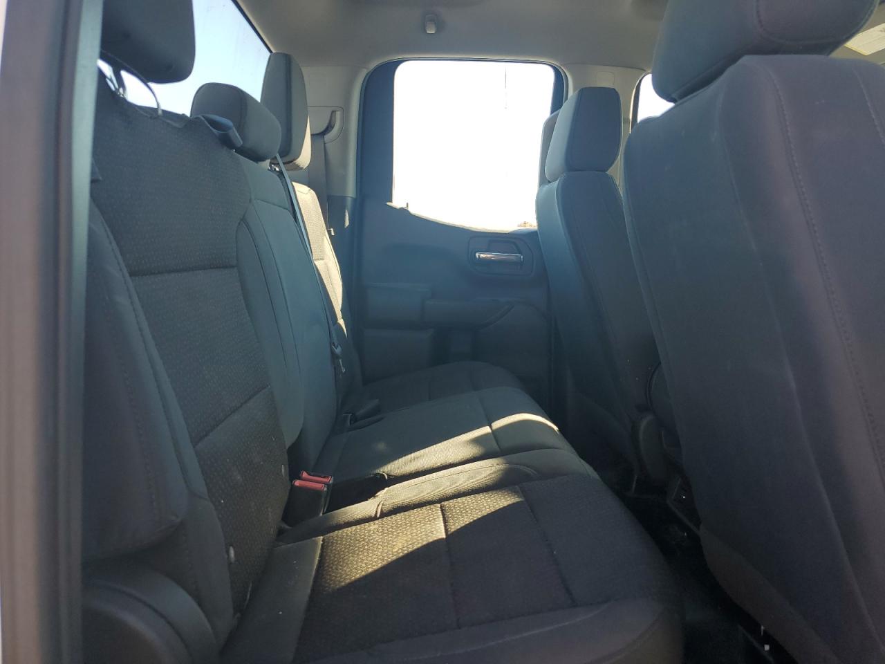 2023 GMC Sierra K1500 VIN: 1GTRUAED1PZ228558 Lot: 90983095