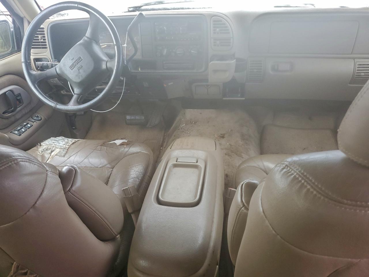 1999 GMC Suburban C1500 VIN: 1GKEC16R9XJ744651 Lot: 93876685