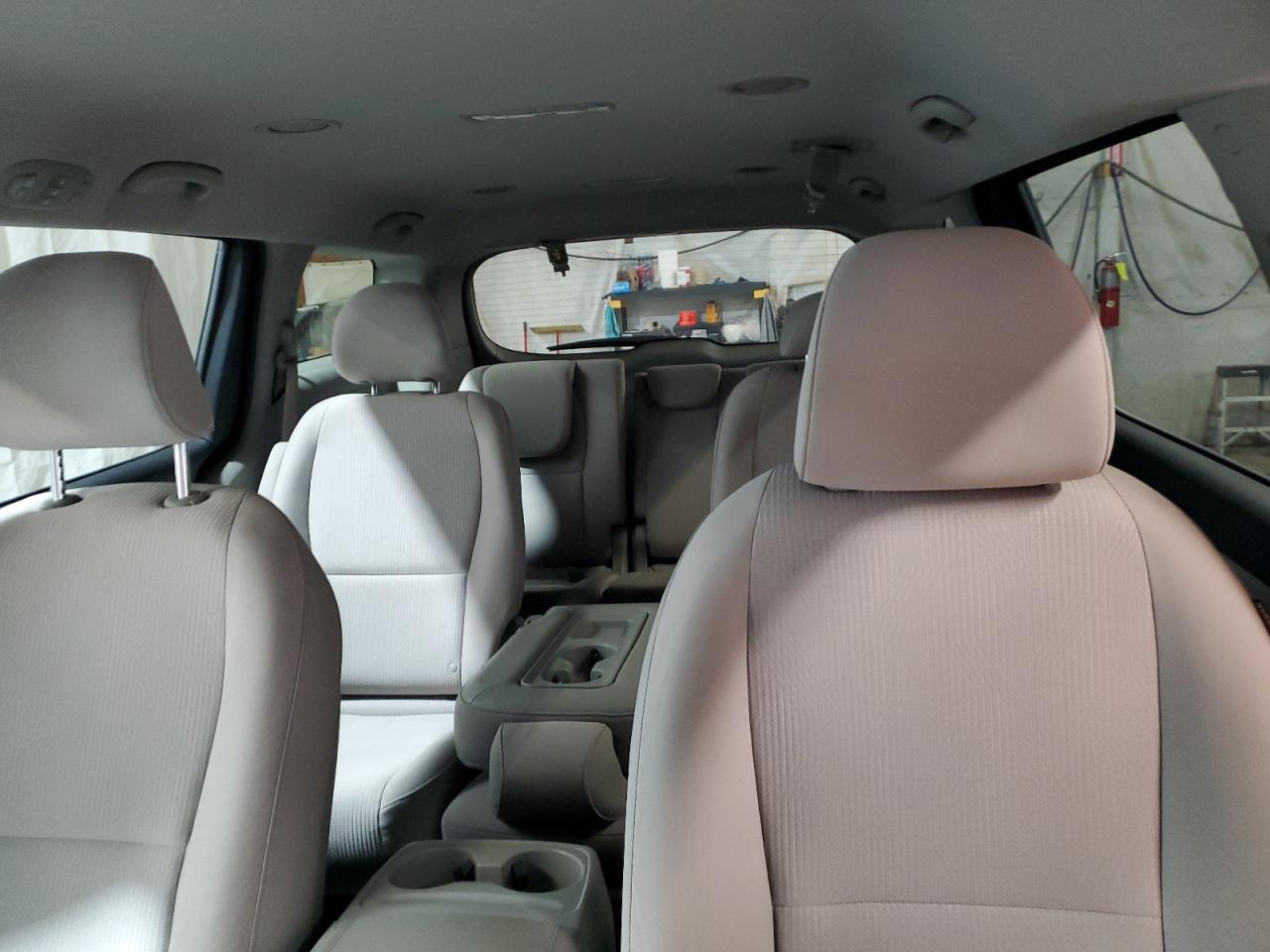 2019 Kia Sedona Lx VIN: KNDMB5C11K6526635 Lot: 92472995