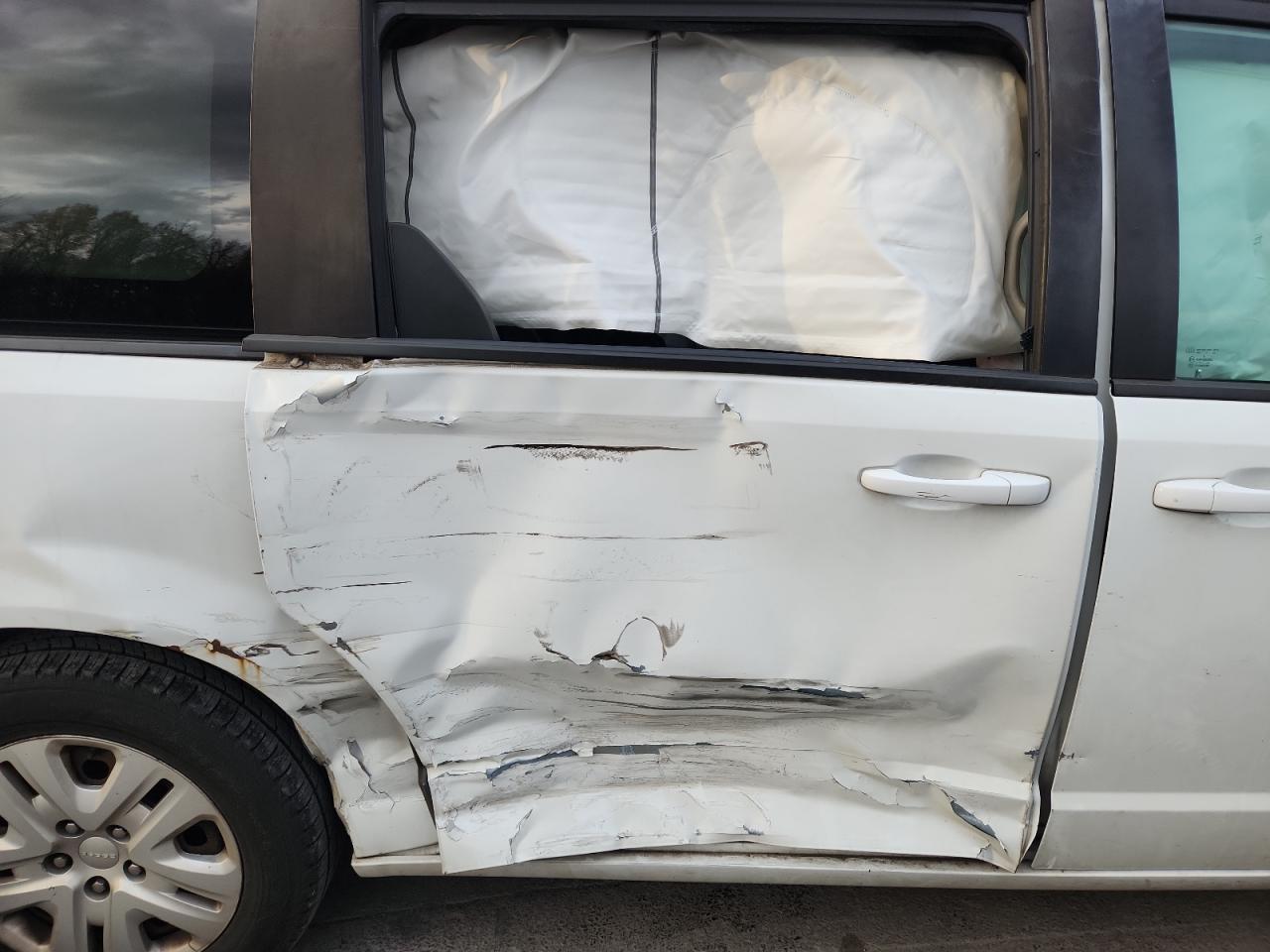 2018 Dodge Grand Caravan Se VIN: 2C4RDGBGXJR160585 Lot: 92200305