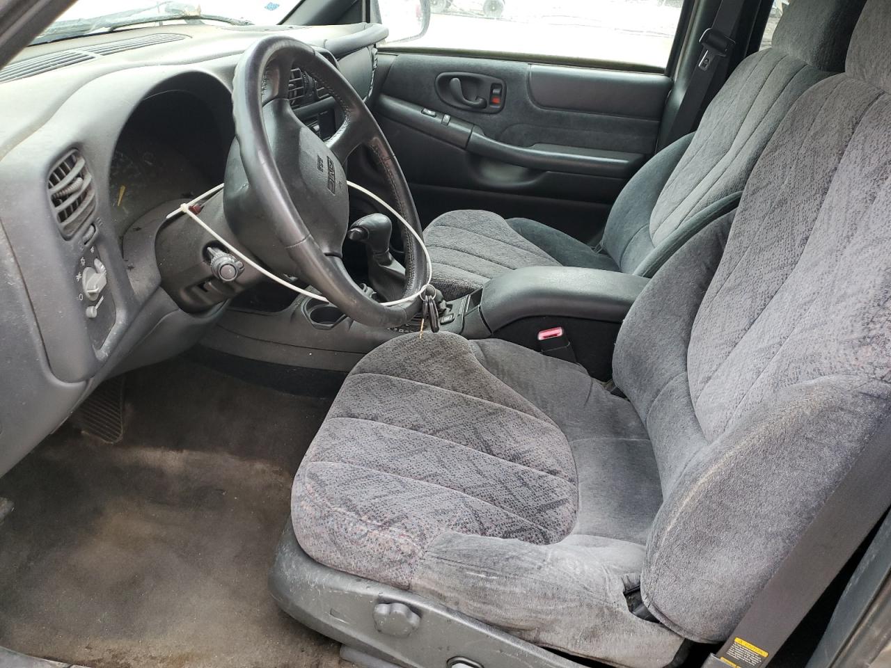 1999 GMC Jimmy VIN: 1GKDT13W8X2513529 Lot: 93109535