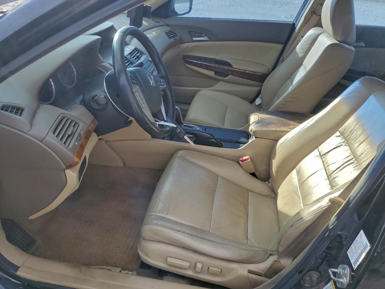 2010 Honda Accord Exl VIN: 1HGCP2F86AA157921 Lot: 93701205