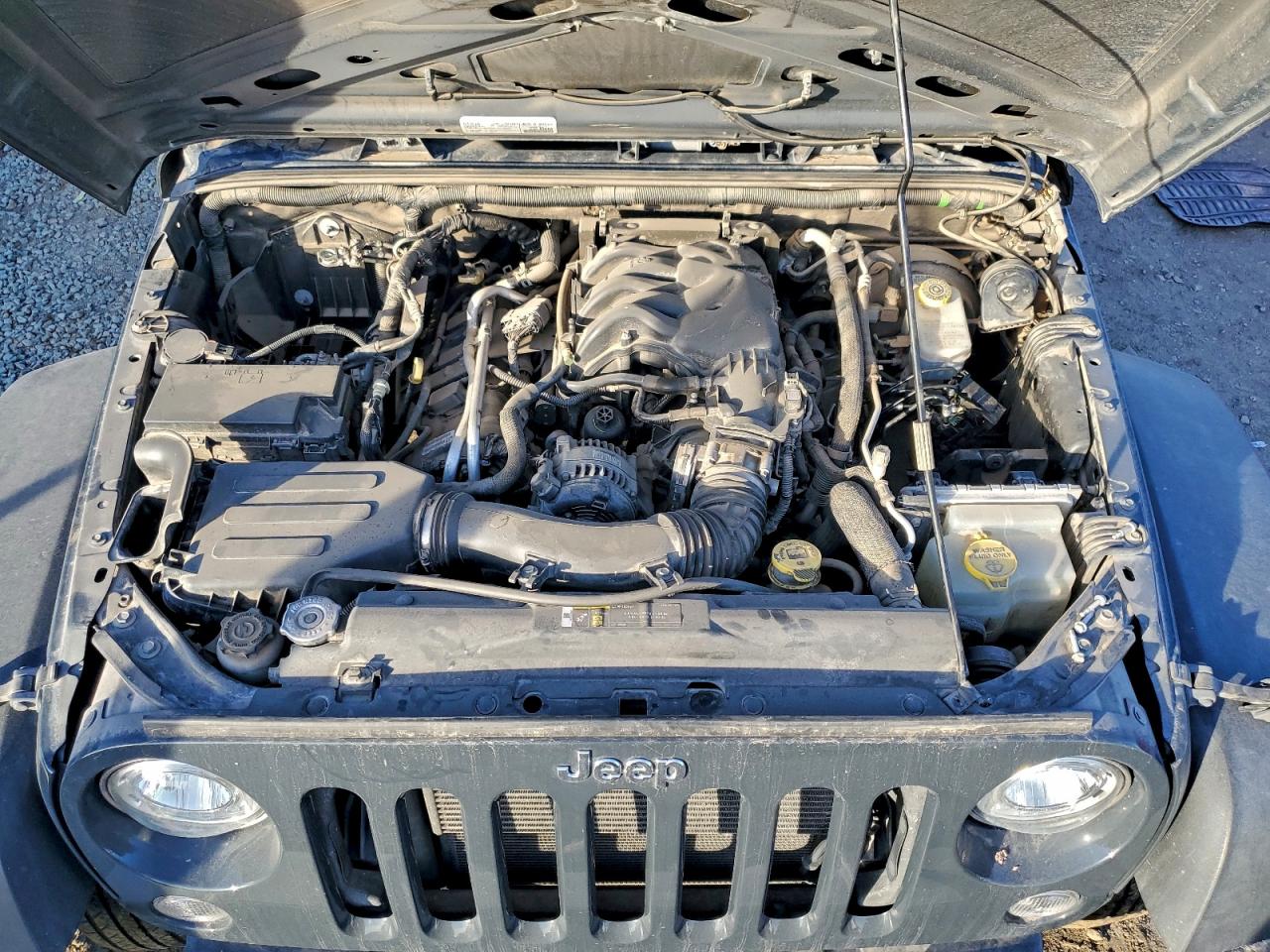 2017 Jeep Wrangler Unlimited Sport VIN: 1C4BJWDG6HL686328 Lot: 93899385