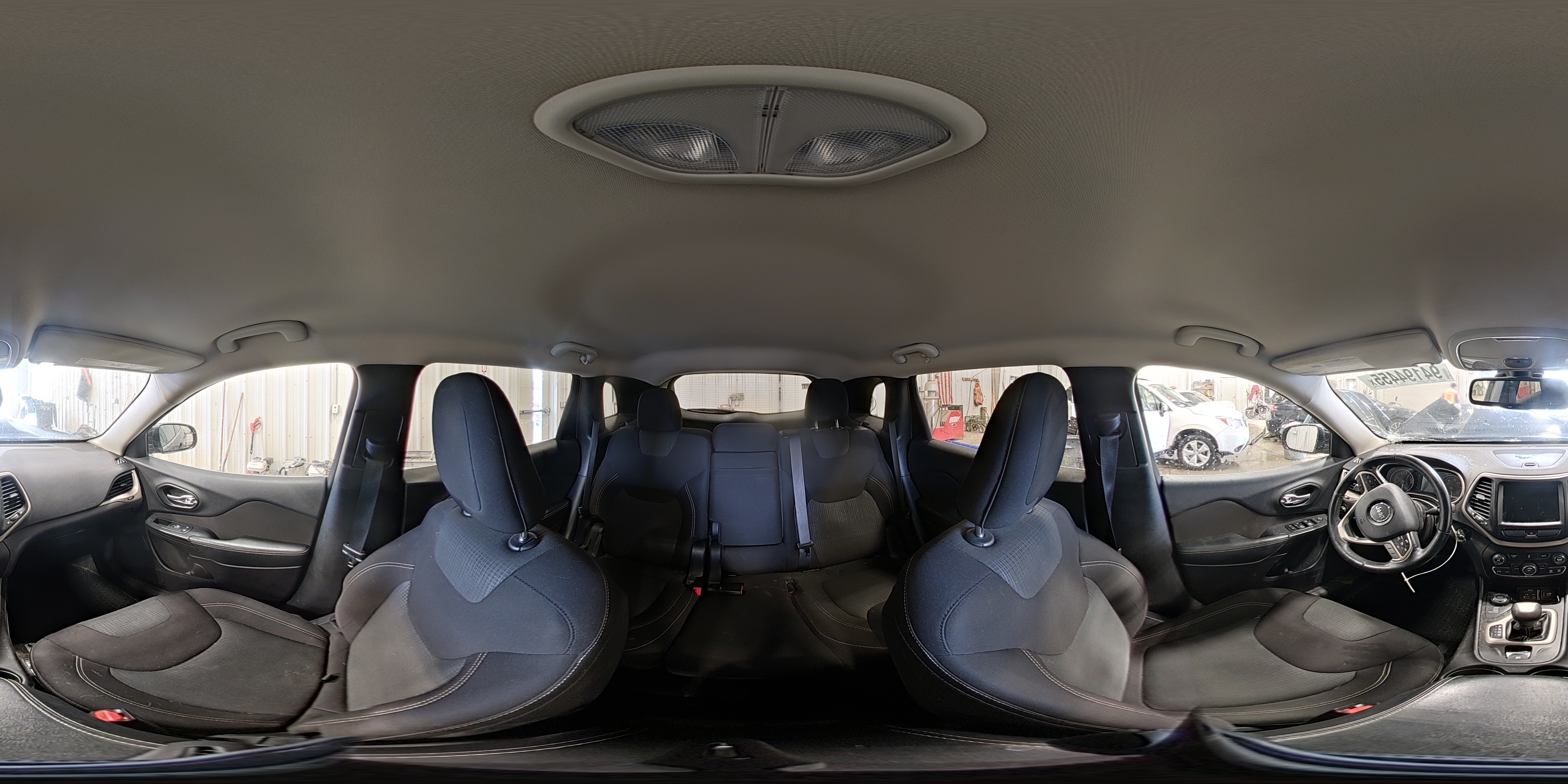 2016 Jeep Cherokee Latitude VIN: 1C4PJMCB3GW156167 Lot: 94194455