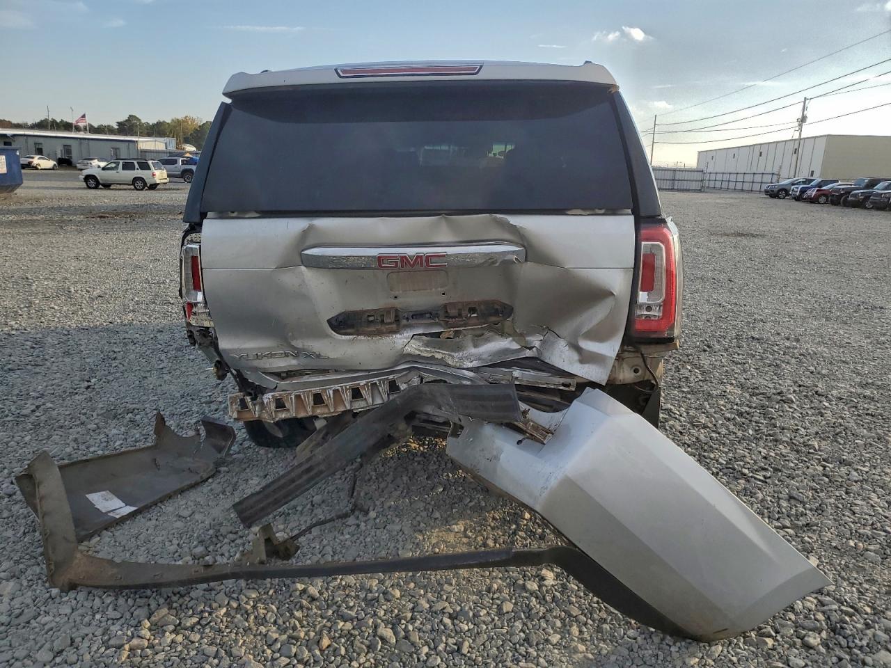 2018 GMC Yukon Xl Denali VIN: 1GKS2HKJ1JR292721 Lot: 93957665